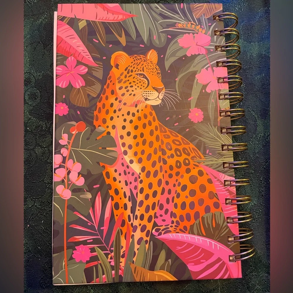 🐅Hardcover 2026 Organizational Planner, Monthly and Weekly, Leopard Jungle theme
